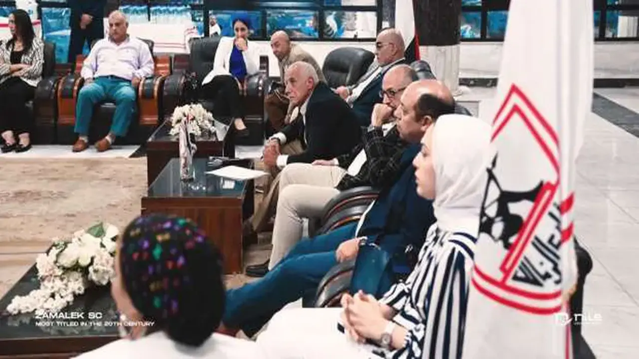 أزمة الزمالك مع فيفا تكشف أسباب إيقاف القيد وتأثيرها على الفريق